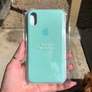 Mint Green Apple Silicon iPhone X/XS Case NWT